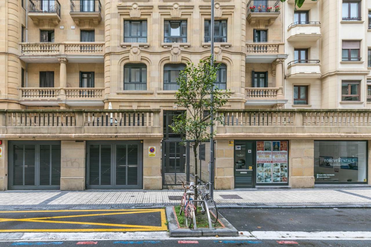 Zurriola Suites By Forever Rentals San Sebastian Exterior photo